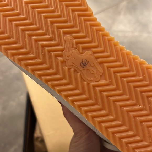 BNWT Ralph Lauren Sneakers - Picture 2 of 3